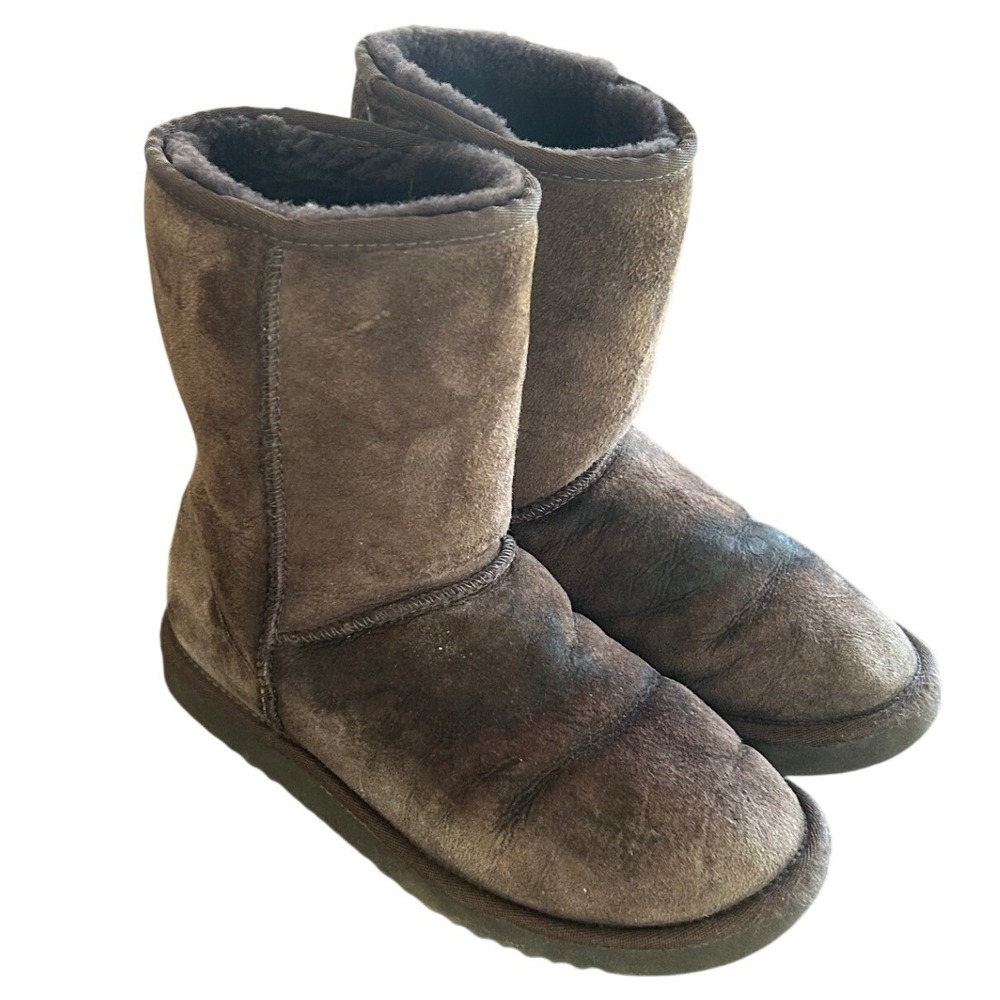 UGG Classic Short Boots W8 Brown Suede Sheepskin Lined Mid Calf Coz Warm Fall